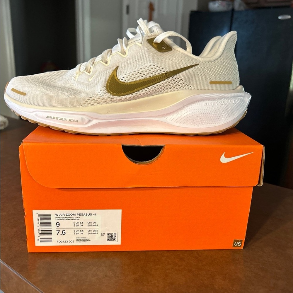 Nike Air Pegasus 41 NEW Gold/Cream/Pink 💖